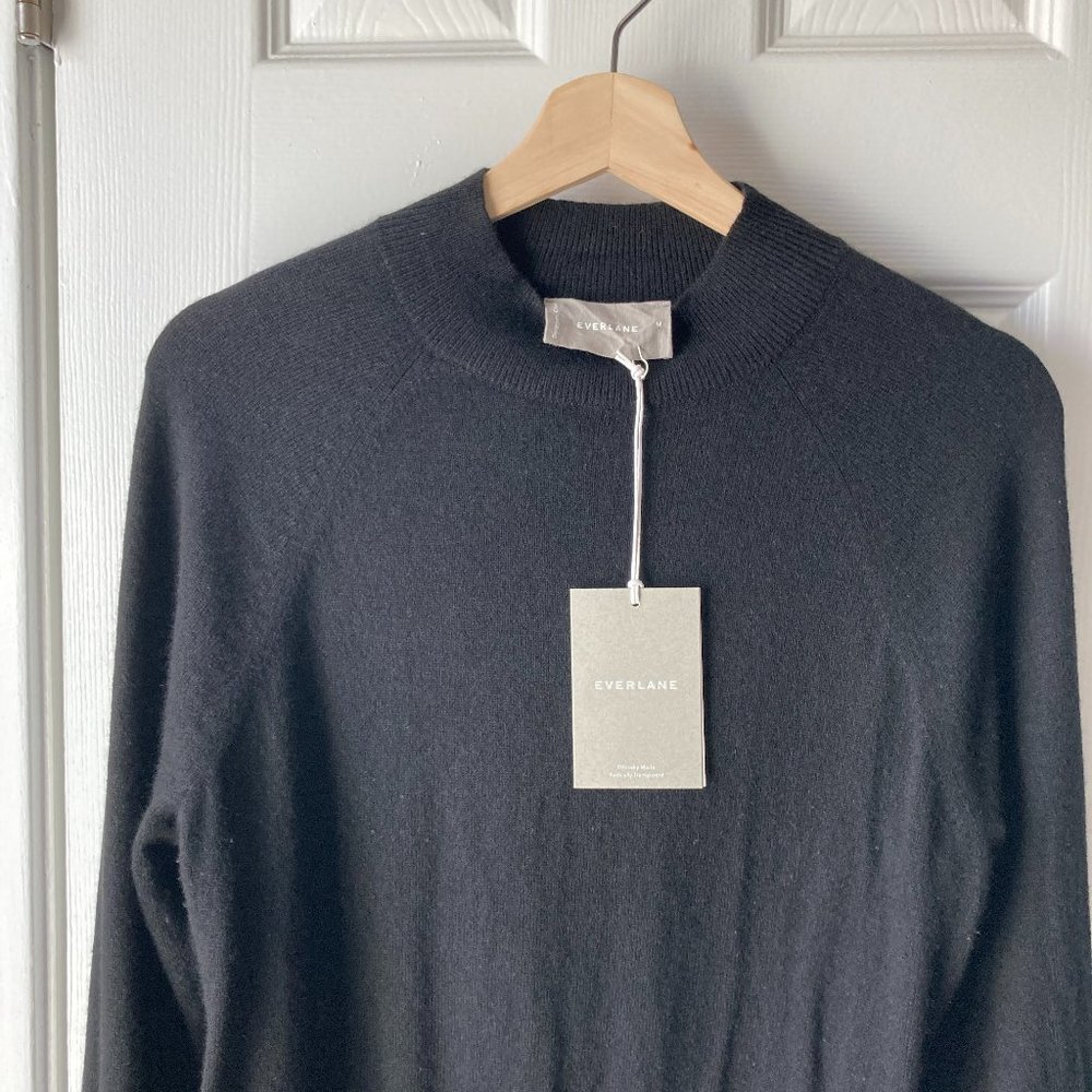 EVERLANE Women’s The Cashmere Raglan Mockneck Sweater, Black, Size M